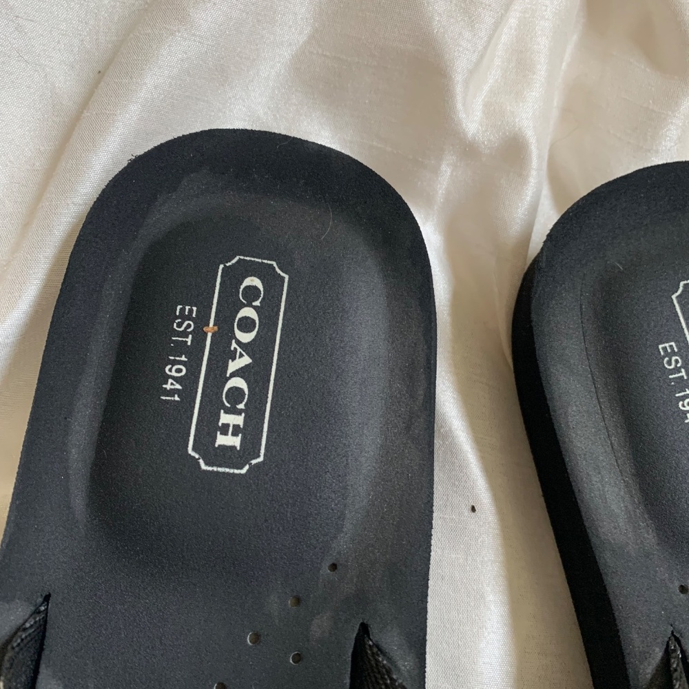 Coach Black/White Logo Print Thong Sandals sz 8.5 - Picture 4 of 7